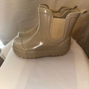 Kids Tan Rain Boots